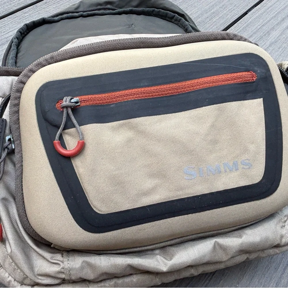 Simms Waist Packs - Picture 9 of 14